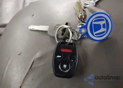 2011 Honda Pilot Touring from USA, damaged, VIN 5FNYF4H9XBB002953